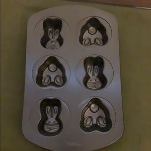 Wilton mini Bunny cake pan